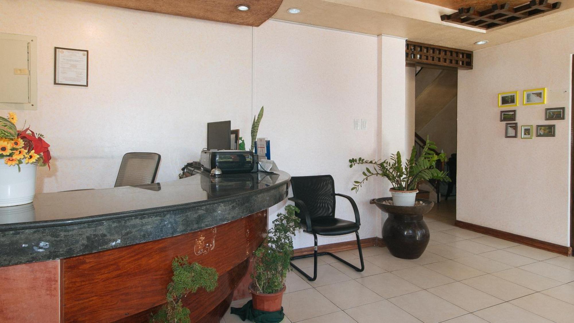 Reddoorz At Coco Grove Tourist Inn Panglao City Exterior foto